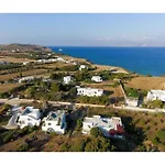 Retreats 2 Paros بيت للعطل *