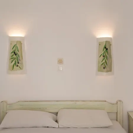 Retreats 2 Paros * Isterni (Paros)
