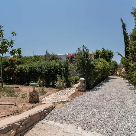 Retreats 2 Paros Ferienhaus *