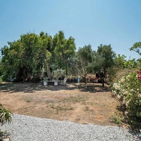 Retreats 2 Paros